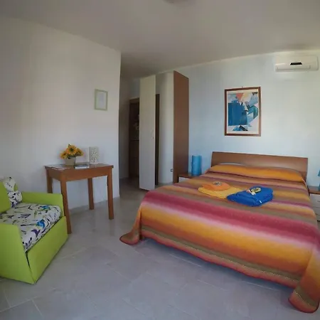 Barone Castro (Lecce)