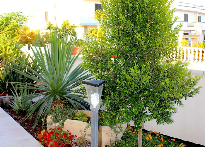 Barone 3* Castro (Lecce)