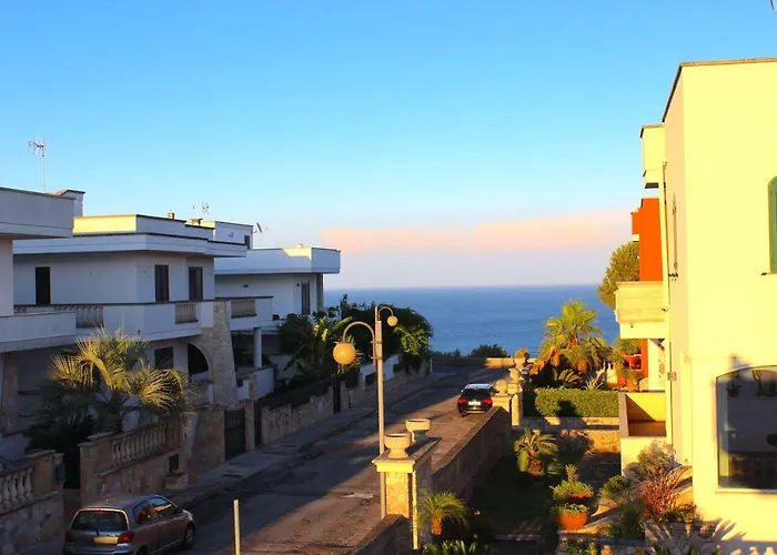 Barone 3* Castro (Lecce)