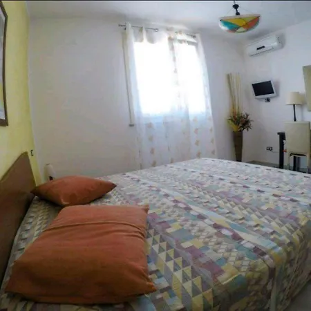 Barone 3* Castro (Lecce)