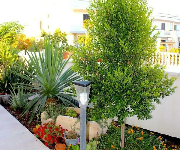 Barone Castro (Lecce)